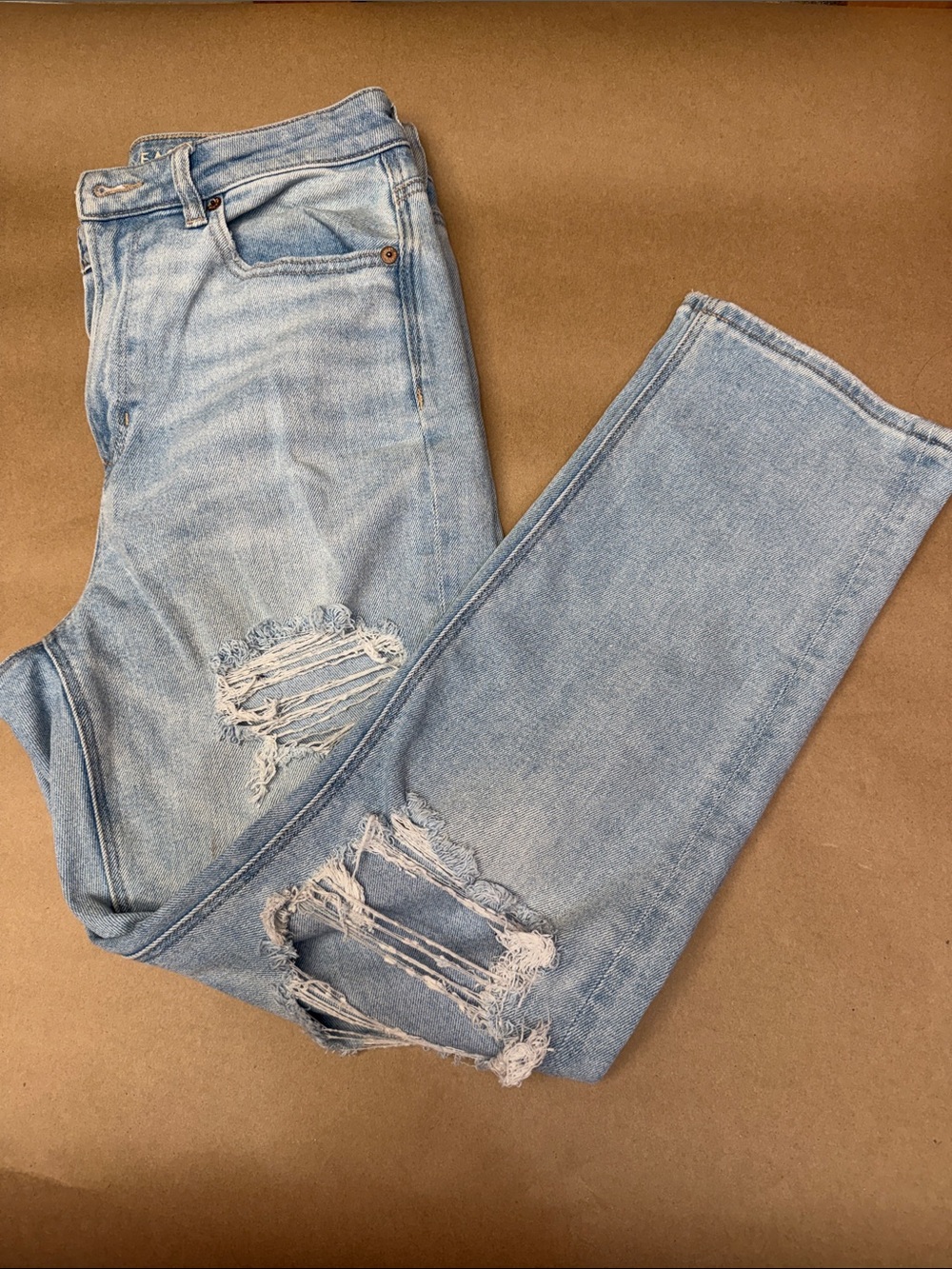 American Eagle Outfitters Light Wash Ripped Boyfriend Jeans
